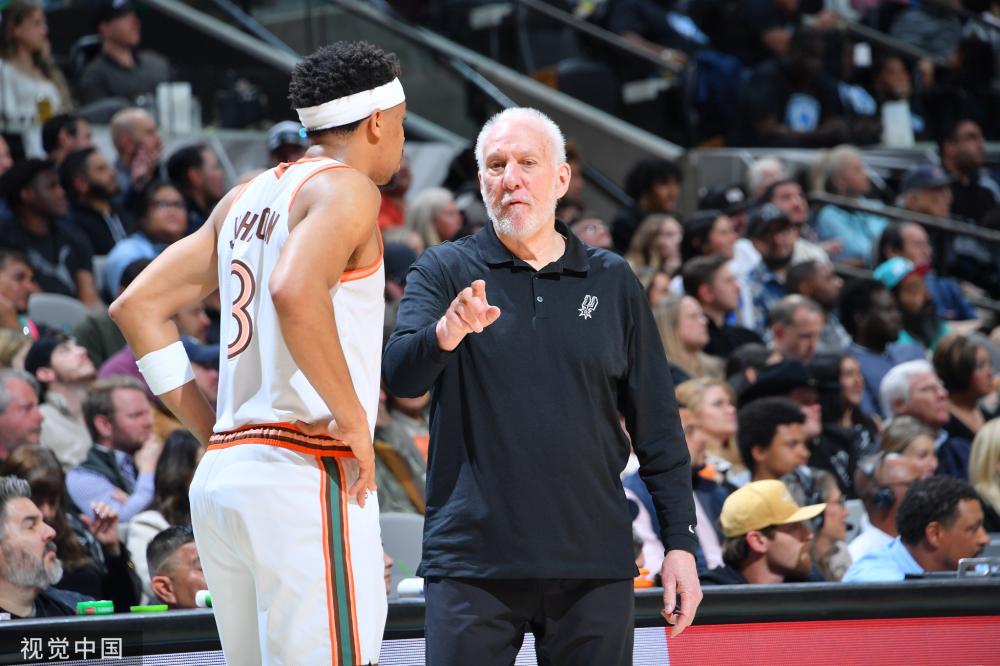 队的防守漏 队的防守漏